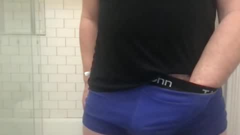 lvguynextdoor440656 online show from November 25, 2025, 2:44 am