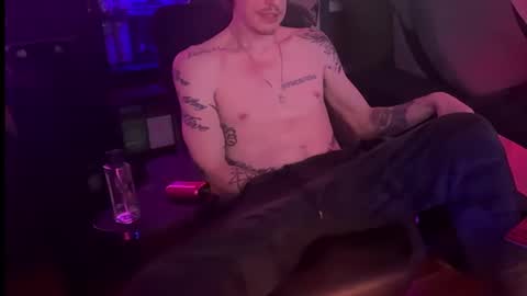 lwooda online show from October 18, 2025, 9:54 am