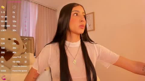 lya_brown online show from May 4, 2026, 12:23 pm