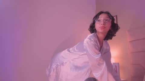 Lya Lee online show from January 16, 2026, 8:35 pm