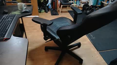 lycraboy123 online show from February 2, 2026, 1:21 pm