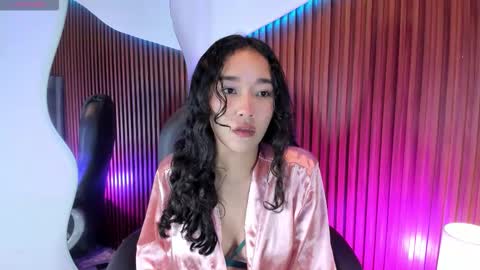 Lyhana Lee online show from October 12, 2025, 12:48 pm