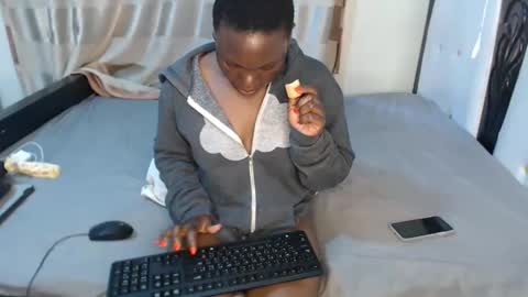 Snapshot of lyiajee chatting on October 21, 2025, 7:31 am lyiajee online show from October 21, 2025, 7:31 am