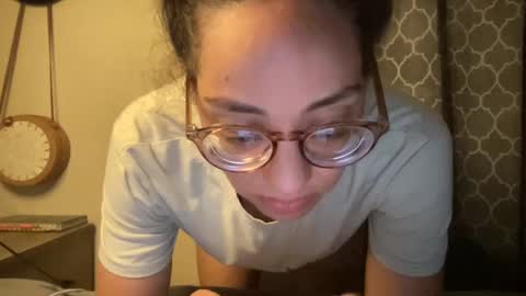 Olivia online show from February 6, 2025, 5:14 am