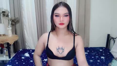 lylia_lust online show from November 12, 2025, 11:43 am