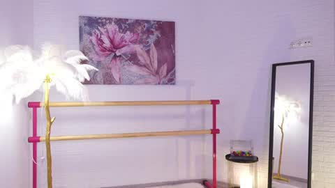 Lyly   online show from January 31, 2025, 5:40 am