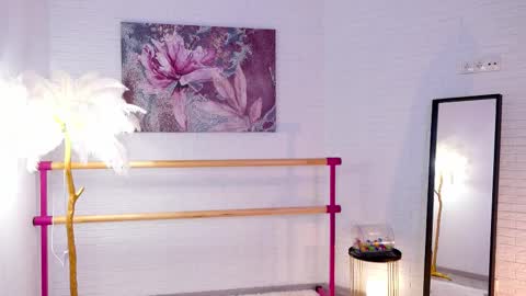 Lyly   online show from February 25, 2025, 9:53 am