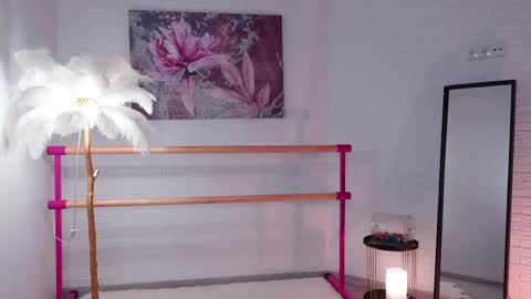 Lyly   online show from March 10, 2025, 5:33 am