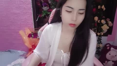 lyly_sweet97 online show from February 24, 2025, 6:27 am