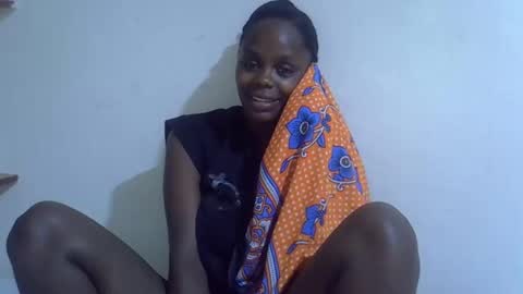 lyn_anna online show from March 18, 2026, 3:48 pm