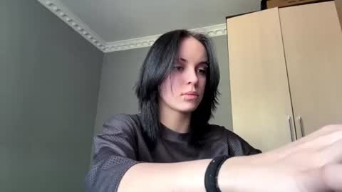 Eva online show from June 8, 2026, 7:42 am