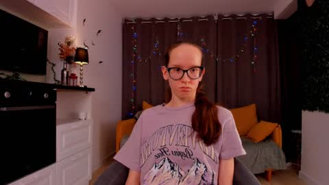 Sara online show from February 4, 2025, 1:45 am