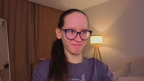 Sara online show from March 21, 2026, 4:21 pm