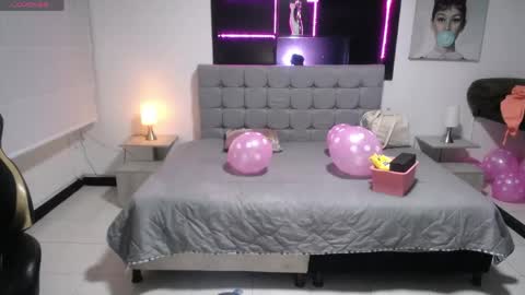 lynn_turner_ online show from April 19, 2026, 12:15 pm