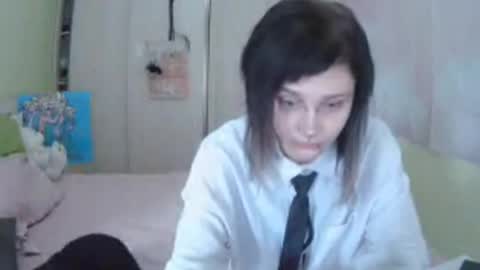 Snapshot of lynncottingham chatting on October 1, 2025, 10:21 am Kira online show from October 1, 2025, 10:21 am