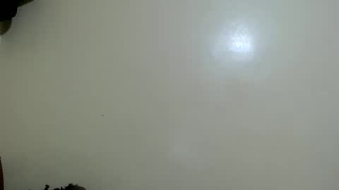 lyenne online show from December 1, 2025, 8:30 am