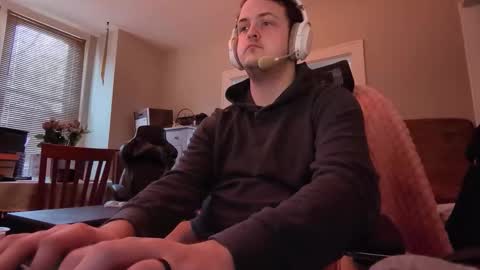 Snapshot of lyntronix chatting on February 19, 2026, 1:29 pm J online show from February 19, 2026, 1:29 pm