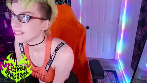 Snapshot of lynxanarres chatting on October 15, 2025, 3:50 am Lynx Anarres online show from October 15, 2025, 3:50 am