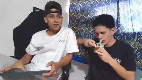 lyon_wiliamss online show from January 13, 2026, 2:11 pm