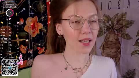 Lyra online show from November 28, 2025, 12:24 am