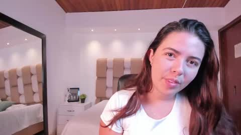 Lyssa  Everyday From 0700 to 1630 Col Time online show from October 8, 2025, 12:25 pm