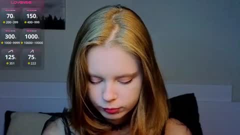 Snapshot of lyucy chatting on August 7, 2026, 8:00 pm Julie online show from August 7, 2026, 8:00 pm