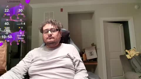 lyxx_2 online show from December 2, 2025, 1:11 am