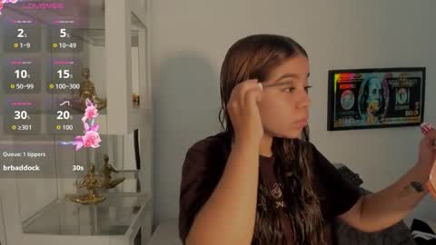 Mila online show from January 7, 2026, 5:26 pm