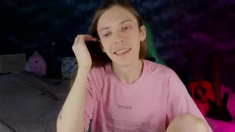 Snapshot of m1shq chatting on September 19, 2025, 5:57 pm m1shq online show from September 19, 2025, 5:57 pm