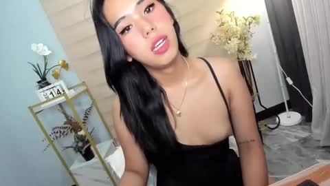 Snapshot of m1ssjanelana69 chatting on December 14, 2024, 3:07 am Janelovesu online show from December 14, 2024, 3:07 am