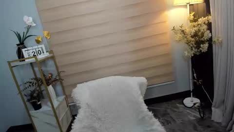 Snapshot of m1ssjanelana69 chatting on December 20, 2024, 12:52 am Janelovesu online show from December 20, 2024, 12:52 am