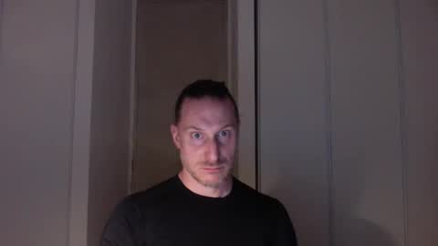 m4rduk online show from November 10, 2025, 5:45 pm