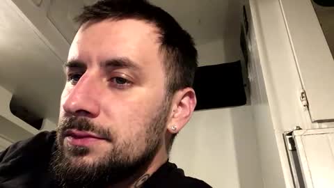 Snapshot of m_stephen chatting on November 24, 2025, 2:22 am m_stephen online show from November 24, 2025, 2:22 am