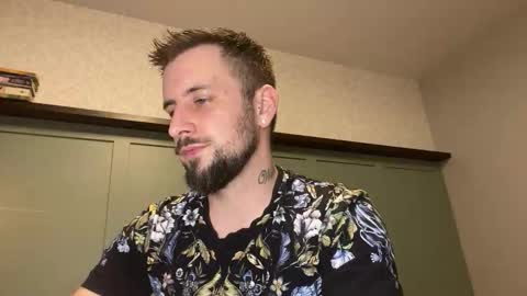 m_stephen online show from March 13, 2026, 3:24 am