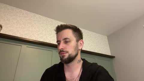 m_stephen online show from March 18, 2026, 3:09 am