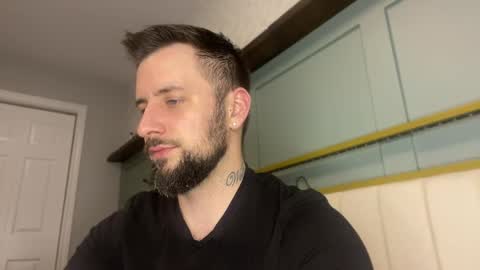 m_stephen online show from April 21, 2026, 3:13 am