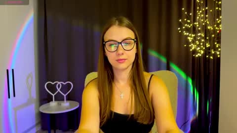 Snapshot of ma_ry_mee chatting on September 18, 2025, 10:23 pm Mary online show from September 18, 2025, 10:23 pm