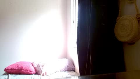 maaddy_thompson online show from March 19, 2026, 7:18 pm