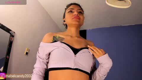 Snapshot of mabel_candy chatting on October 16, 2025, 9:05 pm Mabel Candy online show from October 16, 2025, 9:05 pm