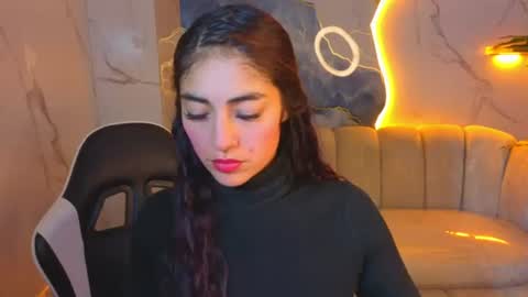 Mabell online show from June 20, 2026, 2:58 am