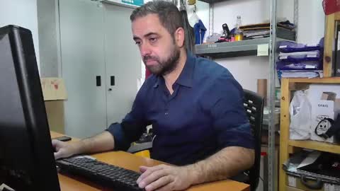 Snapshot of mabevi chatting on May 13, 2026, 7:06 am mabevi online show from May 13, 2026, 7:06 am