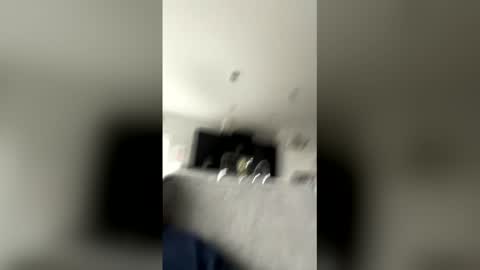 mac19861 online show from April 12, 2026, 11:32 pm