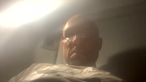 Snapshot of mac402992 chatting on January 15, 2026, 12:21 pm mac402992 online show from January 15, 2026, 12:21 pm