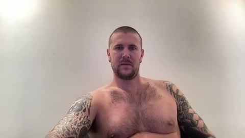 Snapshot of mac_drew chatting on October 26, 2025, 3:07 pm mac_drew online show from October 26, 2025, 3:07 pm