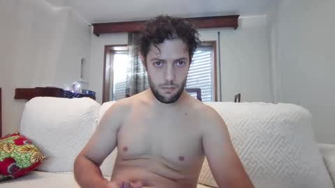 Snapshot of macedolovegirl chatting on September 21, 2025, 3:24 pm andrecock4you online show from September 21, 2025, 3:24 pm