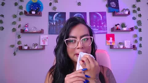 Macey Elliot Modelo Independiente online show from February 7, 2025, 4:24 pm