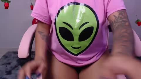 Macey Elliot Modelo Independiente online show from February 16, 2025, 12:32 pm