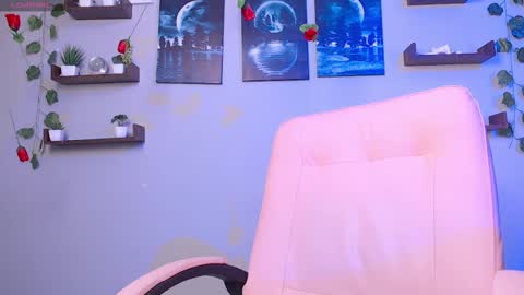 Macey Elliot Modelo Independiente online show from March 6, 2025, 6:05 pm