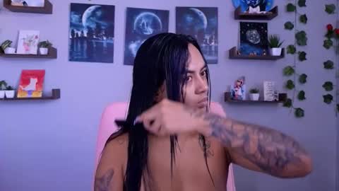 Macey Elliot Modelo Independiente online show from September 14, 2025, 9:36 pm