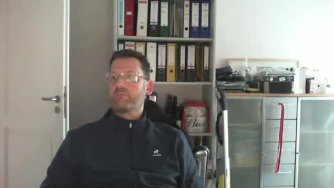 Snapshot of macfly67 chatting on December 2, 2024, 10:07 am macfly67 online show from December 2, 2024, 10:07 am